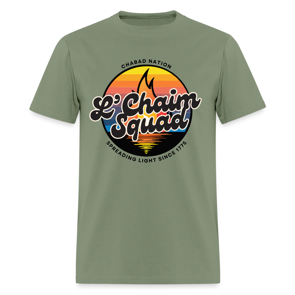 L’Chaim Squad – Spreading Light Men's T-Shirt | GILDAN 5000 - military green