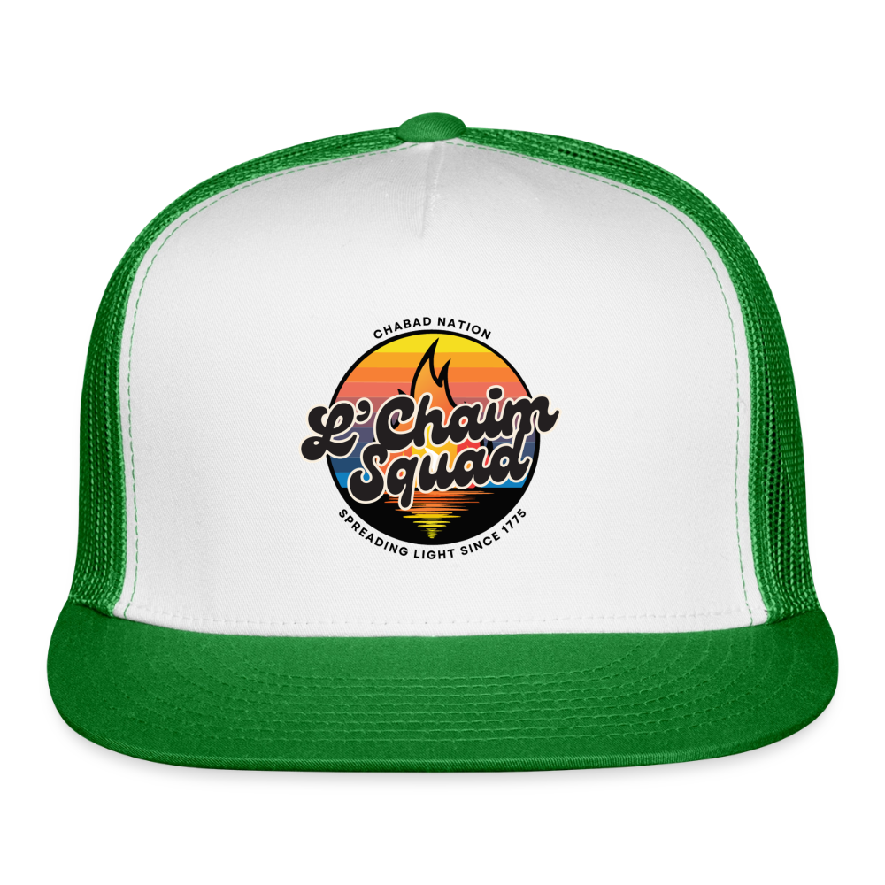 L’Chaim Squad – Spreading Light Trucker Hat - white/kelly green