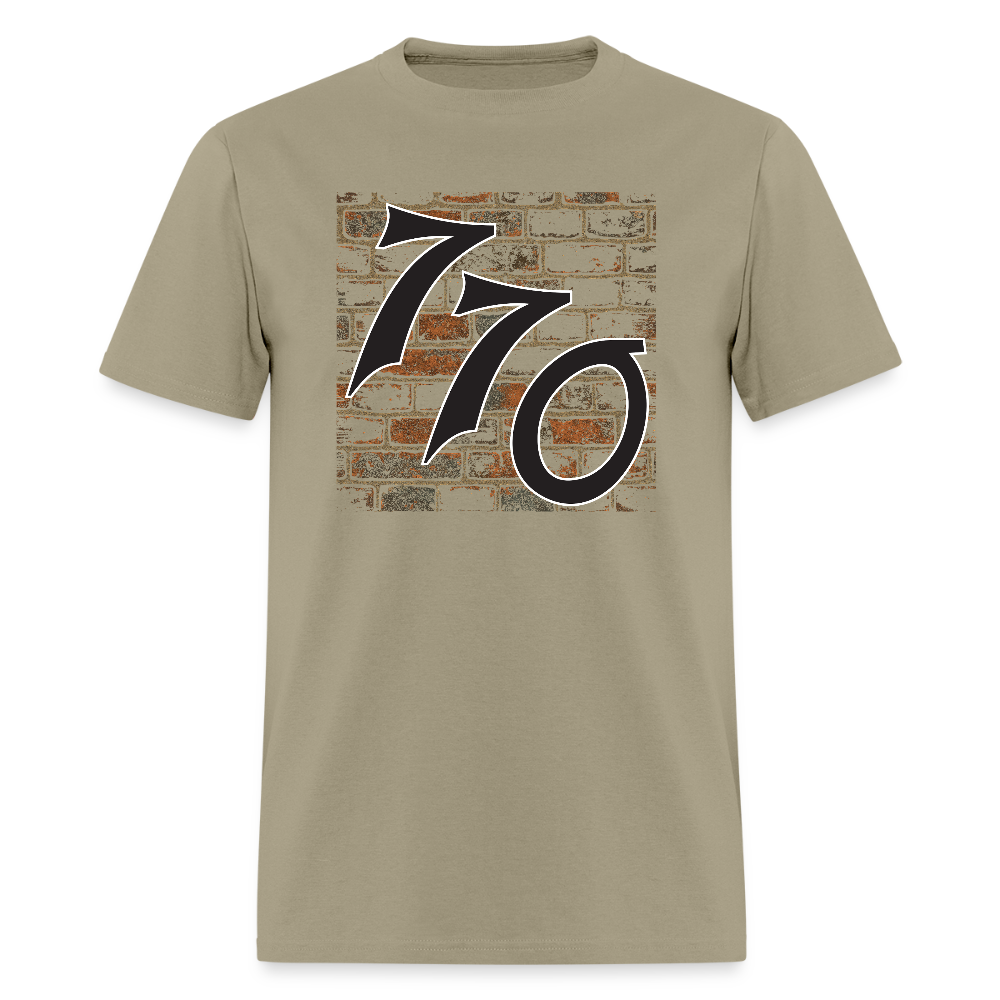 770 Brick Wall Men's T-Shirt | GILDAN 5000 - khaki