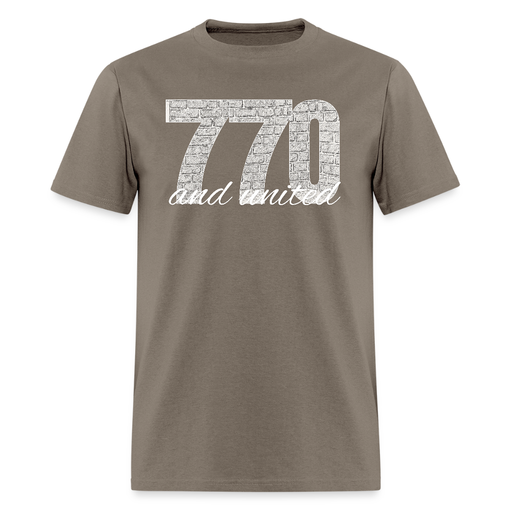 770 And United Light Men's T-Shirt | GILDAN 5000 - safari